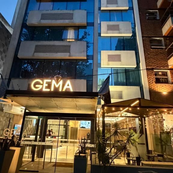 Hotel Gema Suites