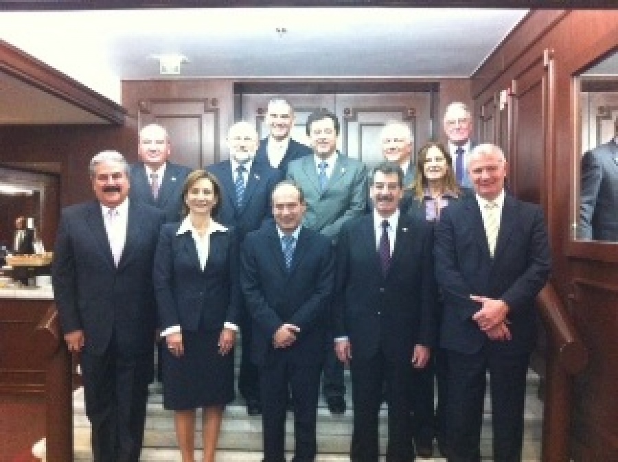 AHRU en reuni&oacute;n de FADEHI en M&eacute;xico