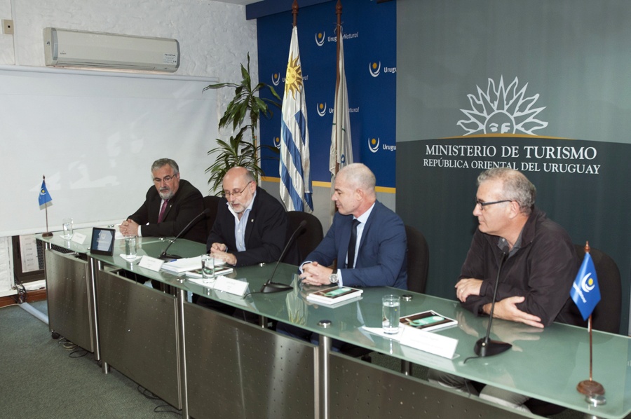 LANZAMIENTO OFICIAL DEL MANUAL DE DERECHO HOTELERO