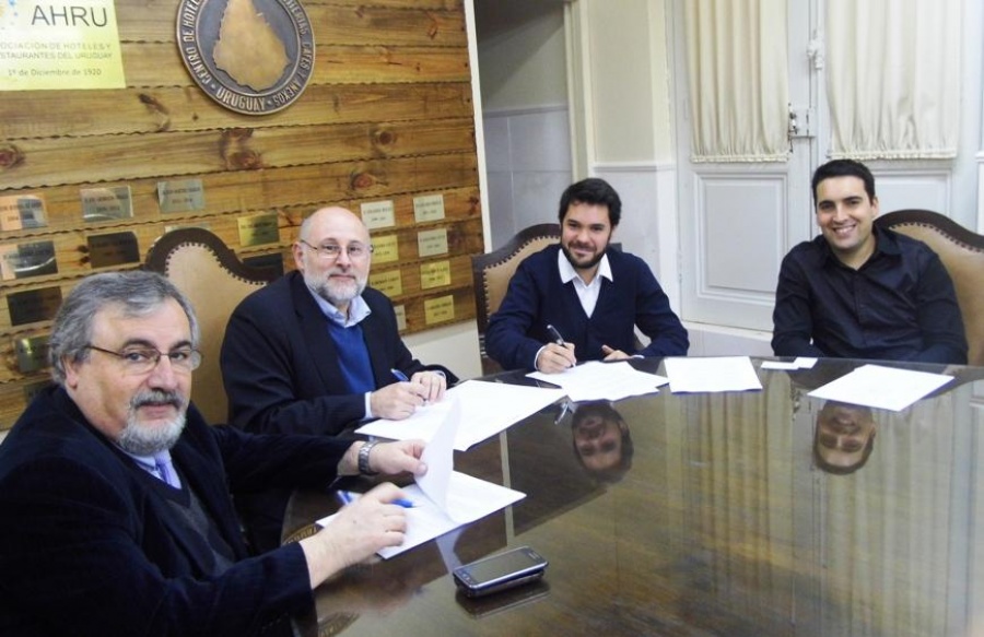 FIRMA CONVENIO iP-HOTELES