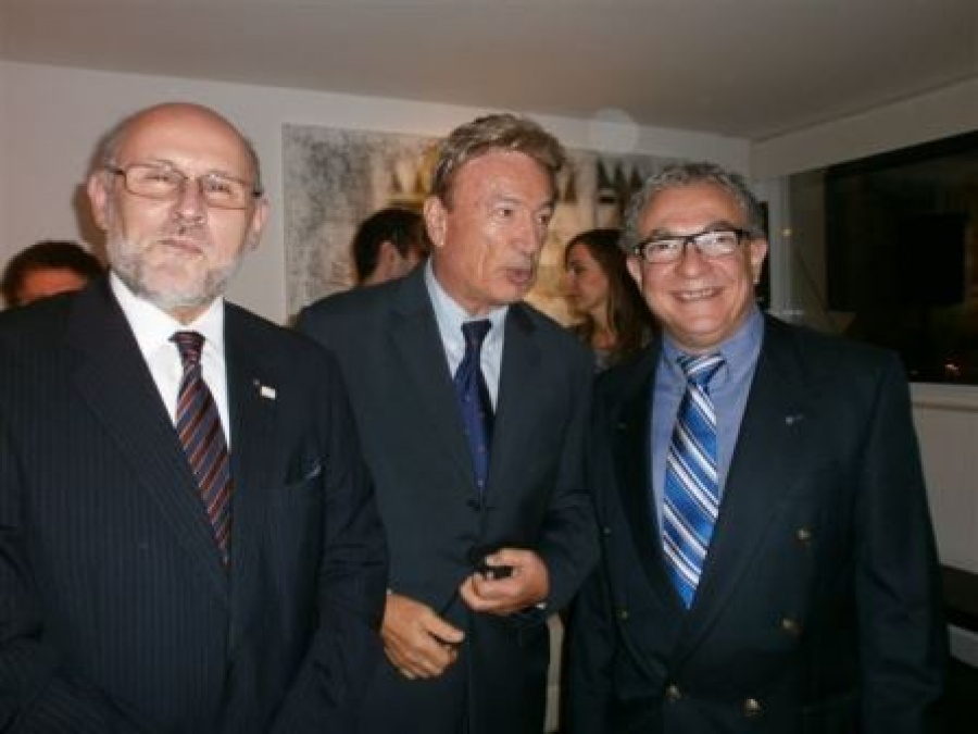 AHRU en inauguraci&oacute;n del Hotel Mercure