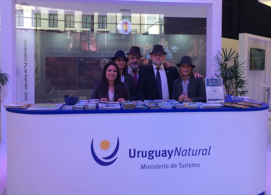 AHRU PRESENTE EN FIT - BUENOS AIRES