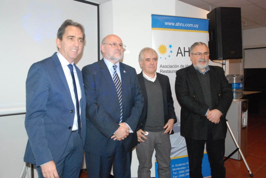 CICLO DE CONFERENCIAS AHRU - EXPOHOTEL 2018