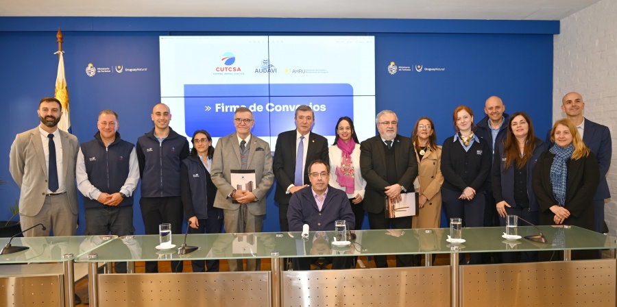 AHRU y Cutcsa Impulsan el Turismo en Montevideo con Nuevo Convenio